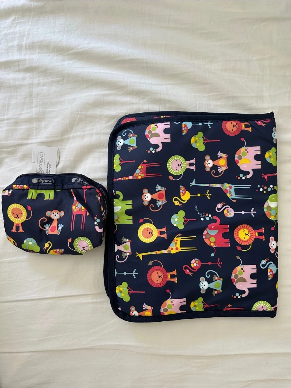 Lesportsac spacious diaper